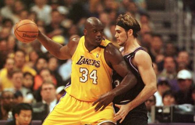 他感谢切尔 他感谢切尔