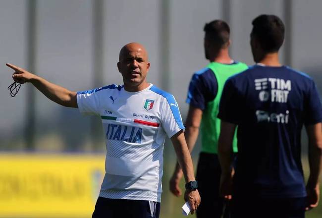 同时展现自 同时展现自